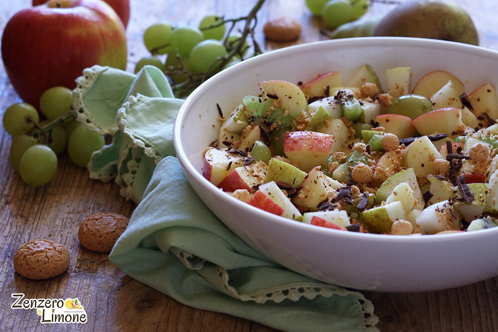Obstsalat mit Amaretto