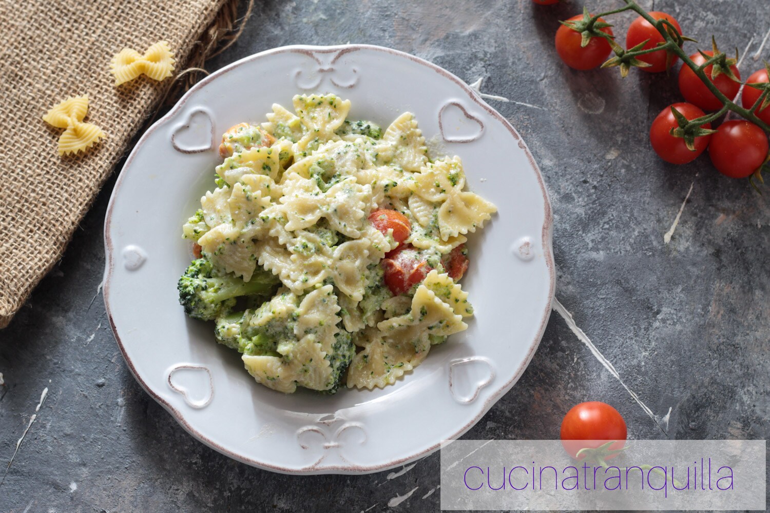 Farfalle mit Brokkoli und Ricotta