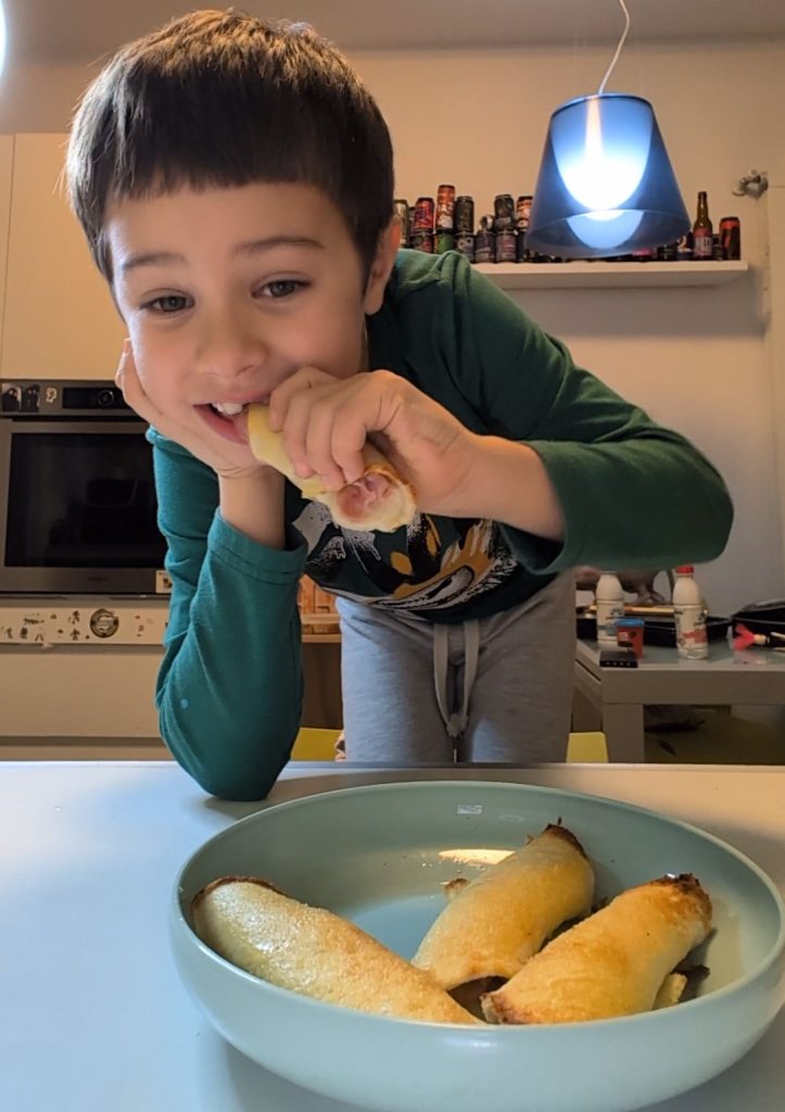Toast-Cannoli mit cremiger Füllung