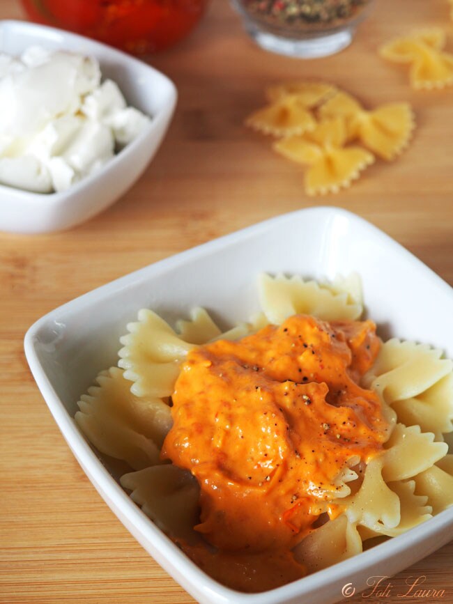 Pasta mit Tomaten und Mascarpone
