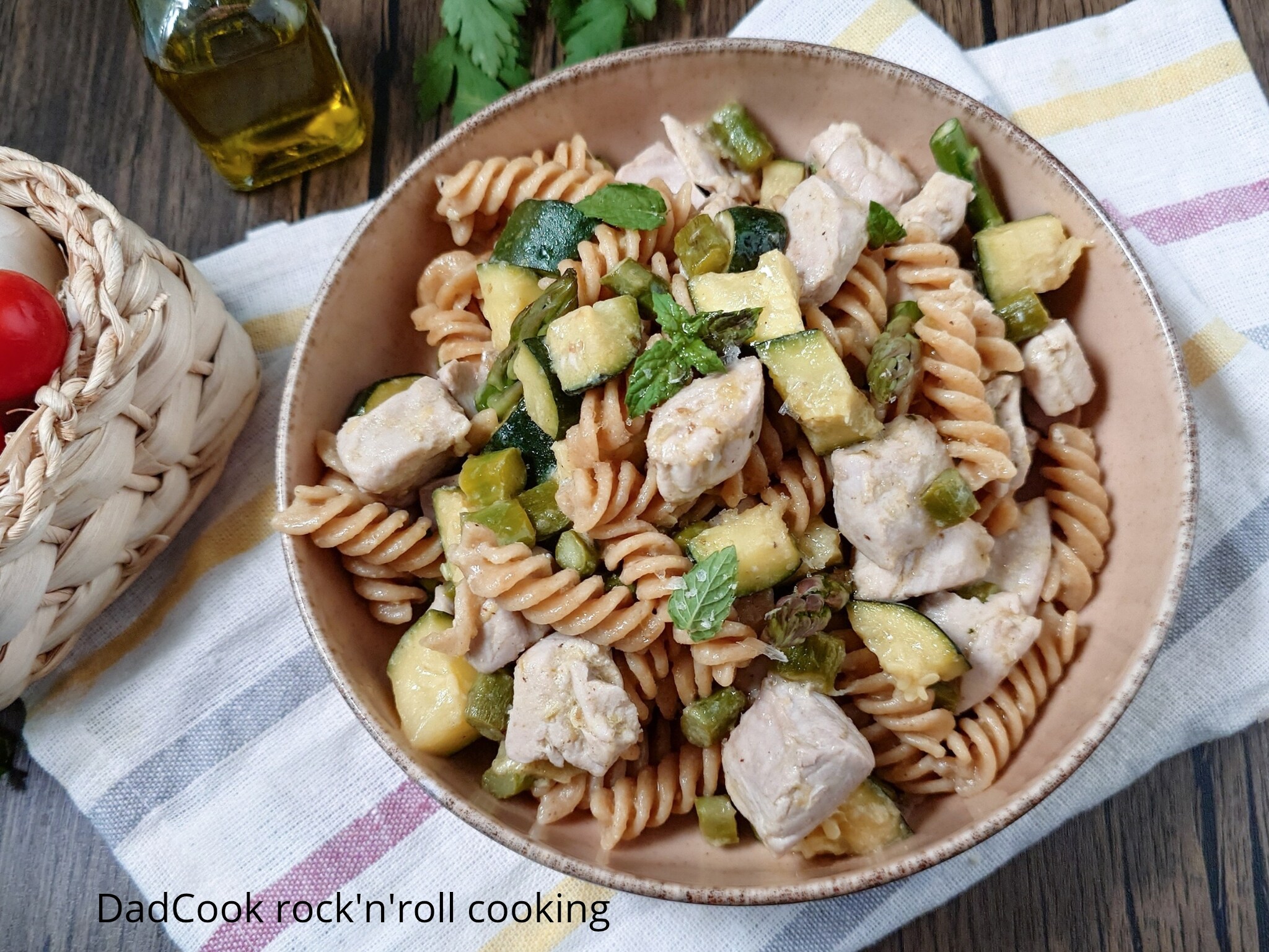 Pasta mit Zucchini und Thunfisch: Das Geheimnis ist das Frische Filet (Vergesst die Dose!)