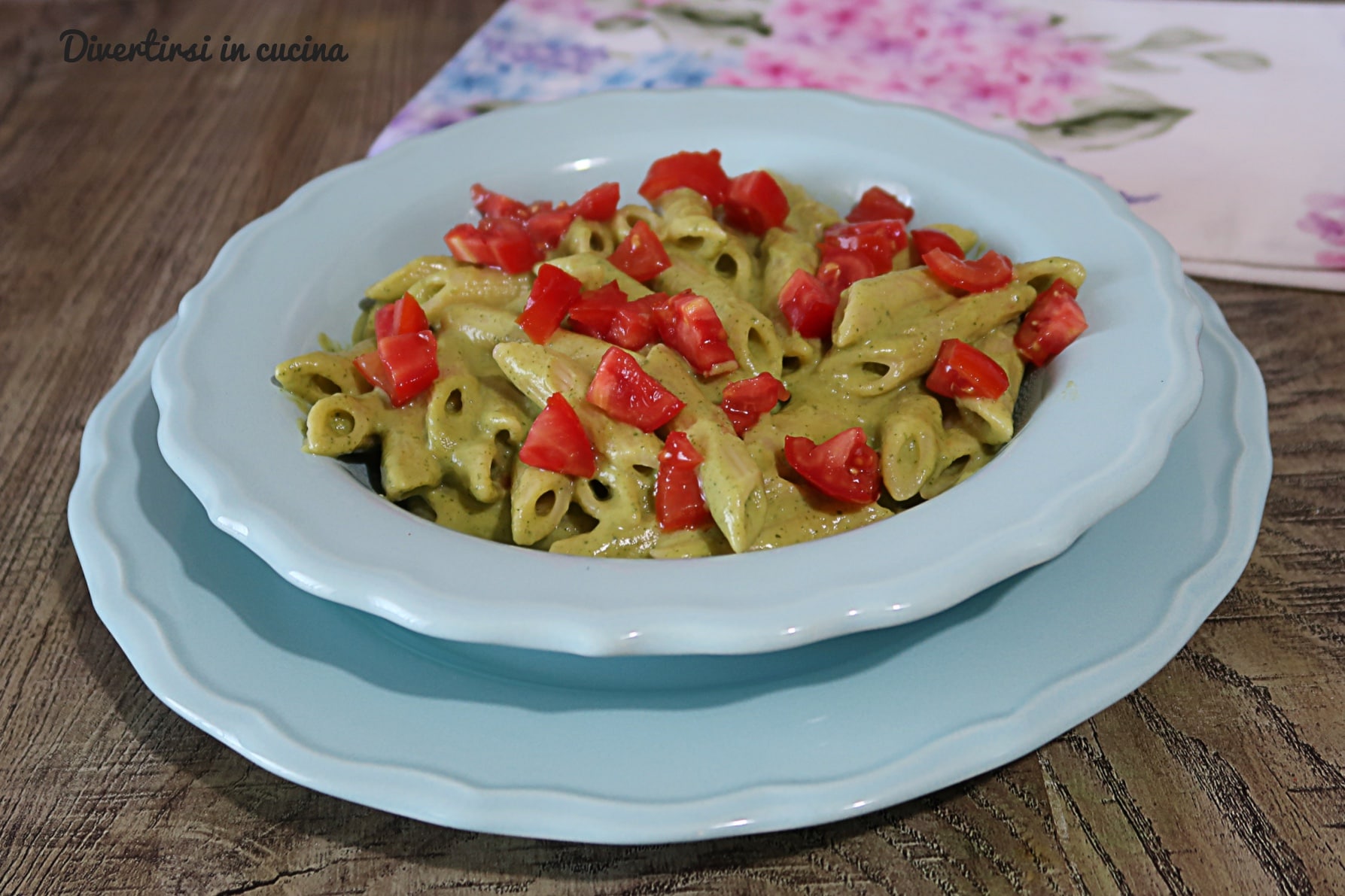 Pasta mit Zucchinicreme