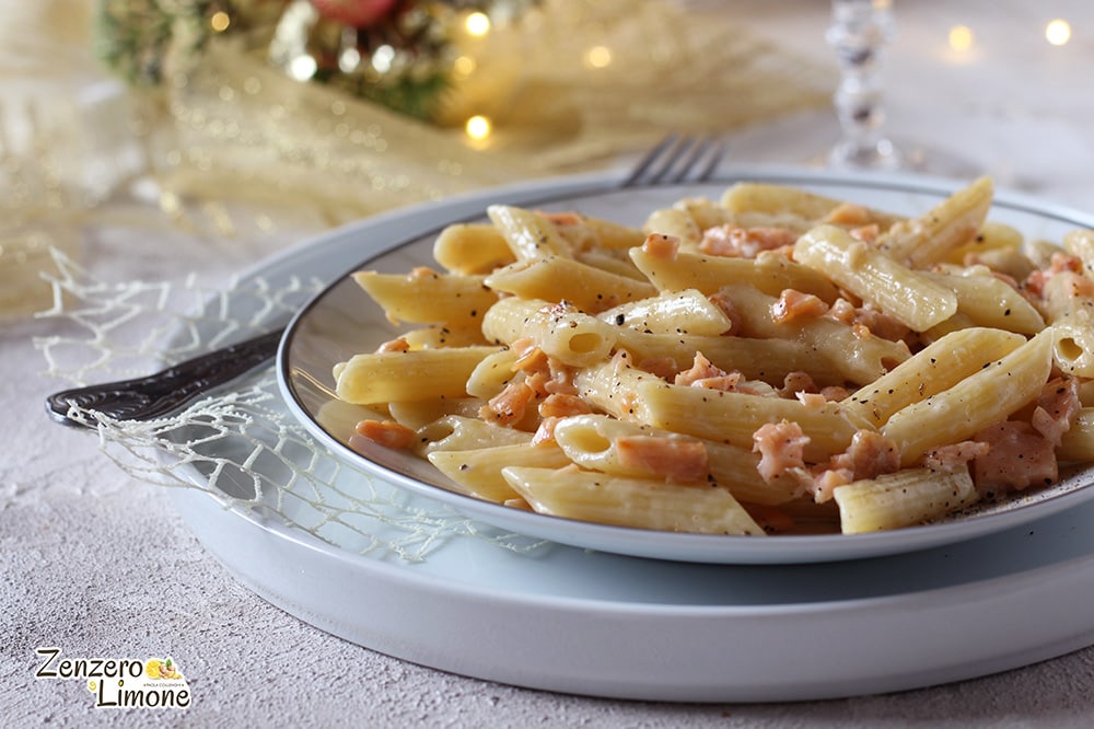 Penne mit Lachs