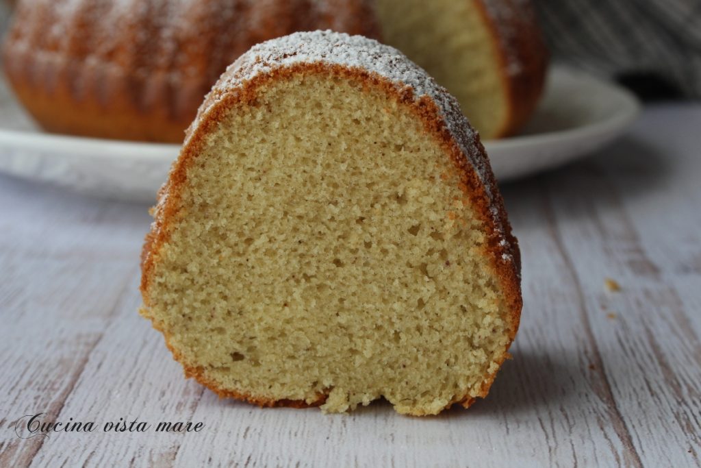 Pistazien-Gugelhupf Küche mit Meeresblick