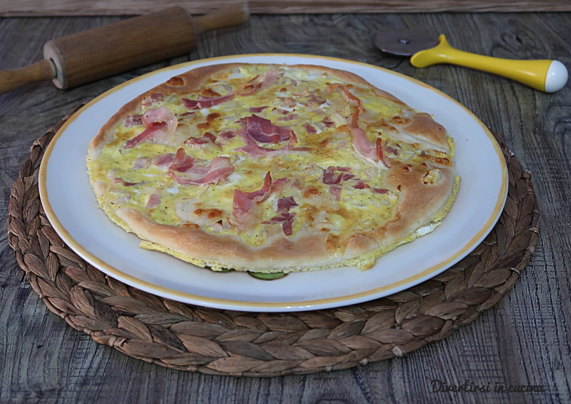 Pizza alla Carbonara