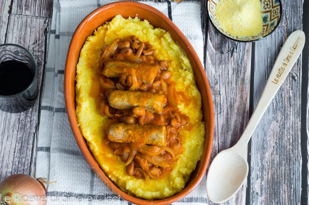 Polenta mit Wurst und Bohnen