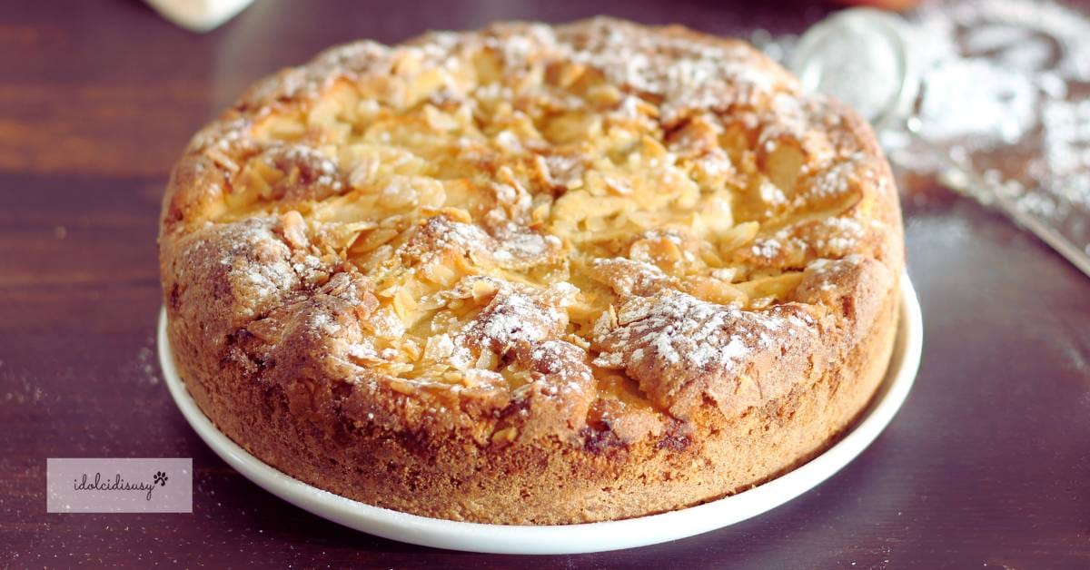 Saftiger und einfacher Apfel-Mandel-Kuchen