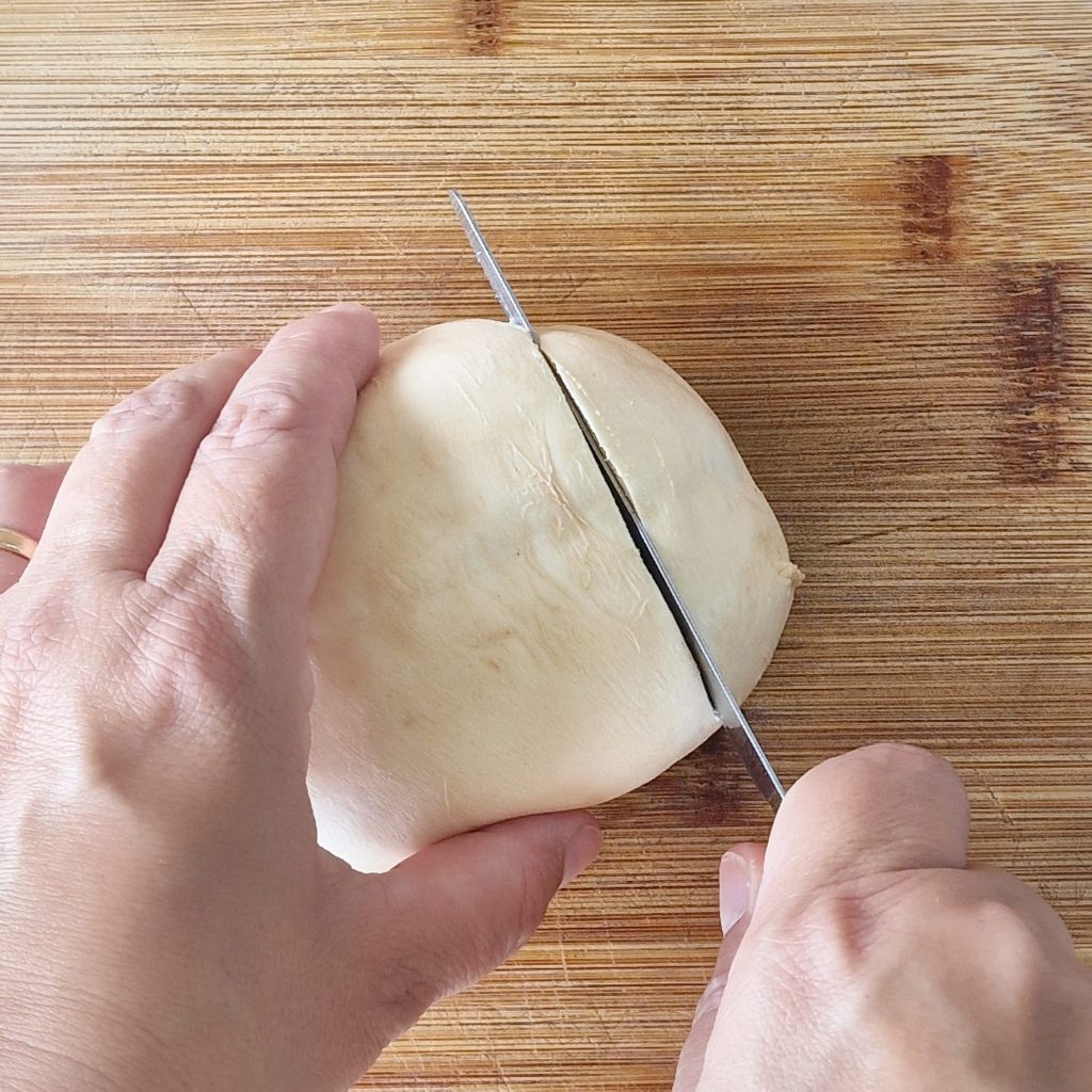 Provola in Tomatensauce