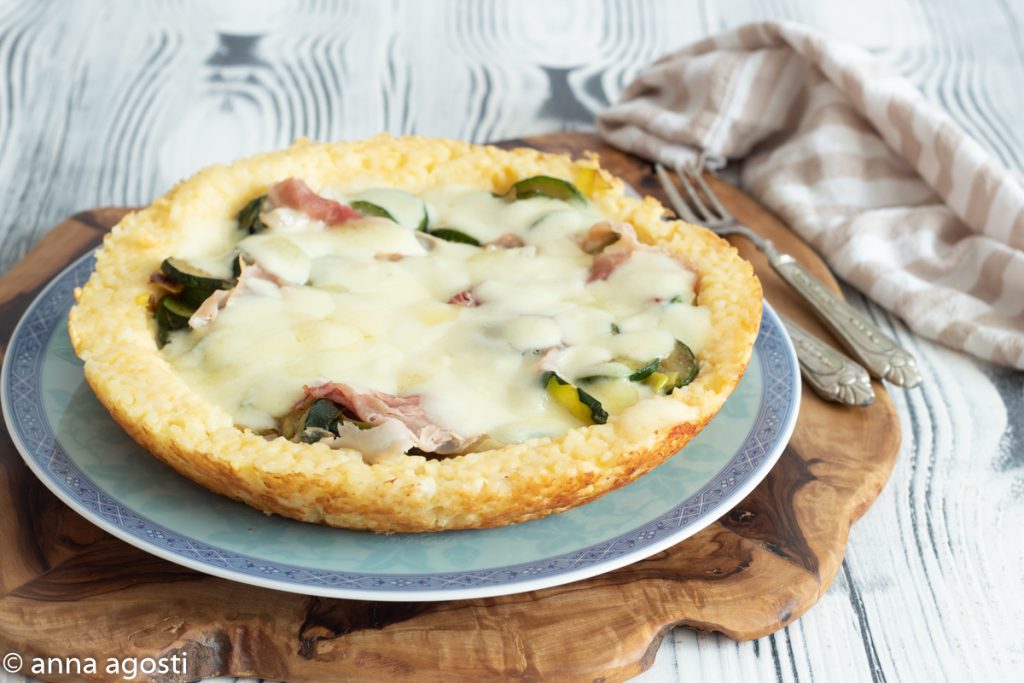 Reisauflauf mit Zucchini und Schinken