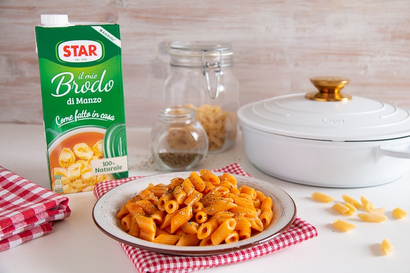 Risotto-Pasta mit Tomaten