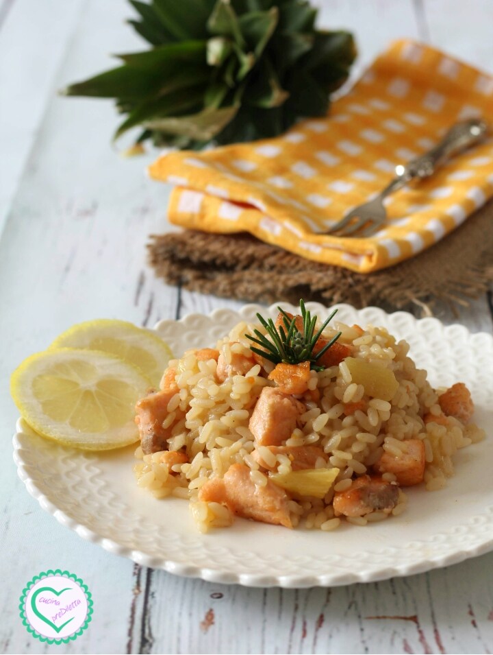 Risotto mit Lachs und Ananas