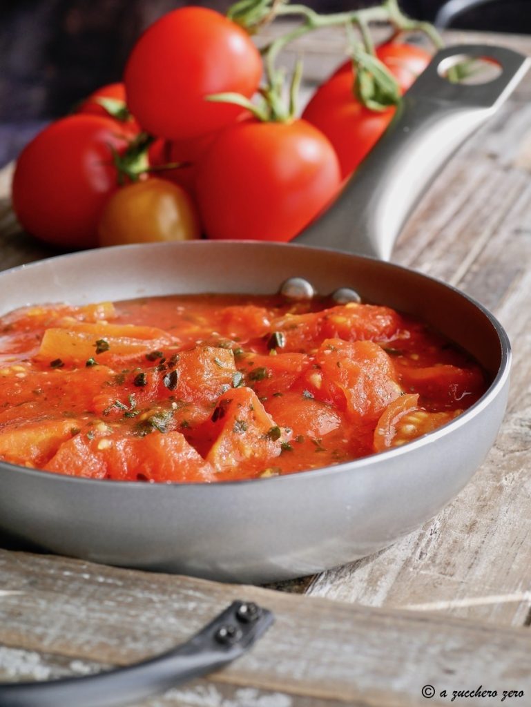 Rustikale und schnelle Tomatensauce mit Kirschtomaten