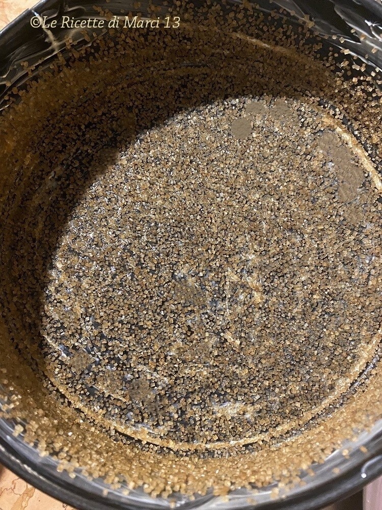Rustikaler herbstlicher Traubenkuchen Form