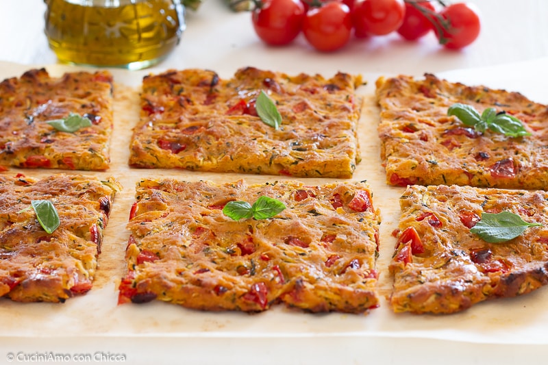 SARDO PIZZA MIT ZUCCHINI