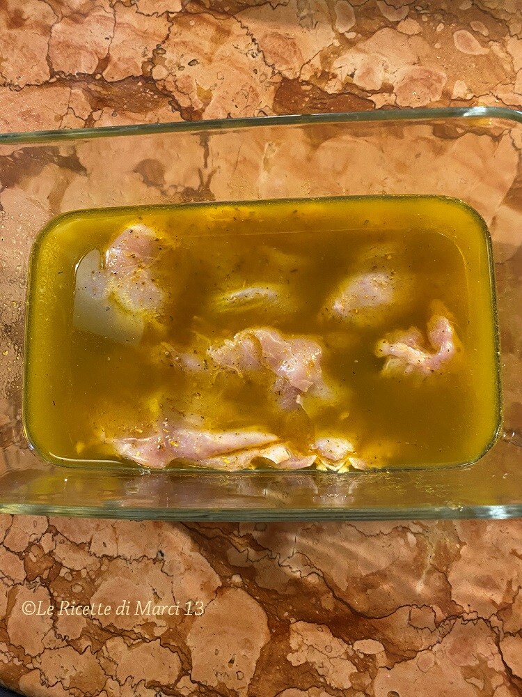 Sehr zarte Curry-Hähnchenschenkel