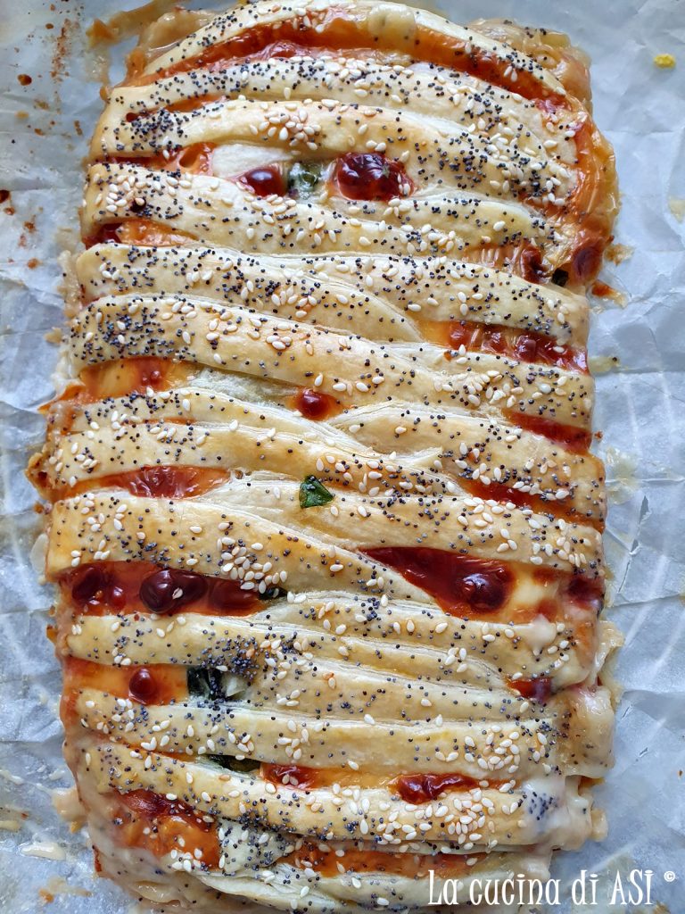 Strudel gefüllt mit Auberginen