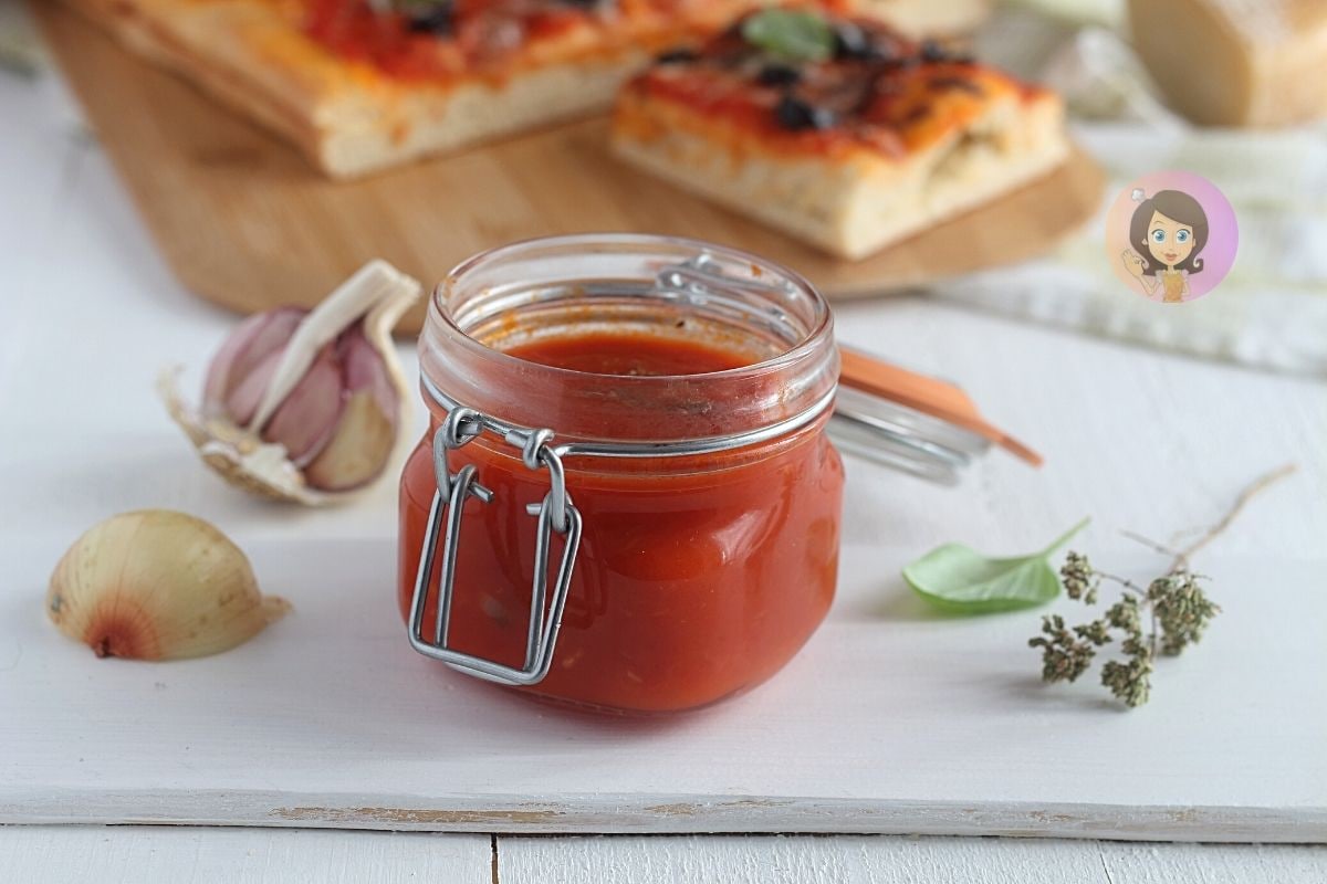 TOMATENSAUCE FÜR PIZZA AUCH MIT DEM BIMBY
