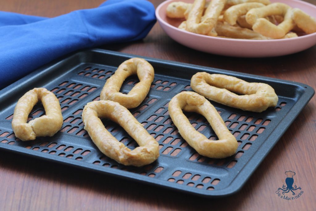 Taralli in der Heißluftfritteuse
