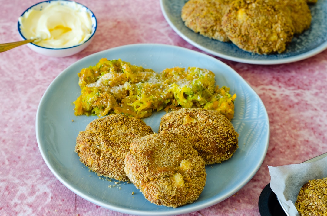 Thunfischmedaillons und hartgekochte Eier: einfaches und leckeres Rezept für Thunfischfrikadellen!