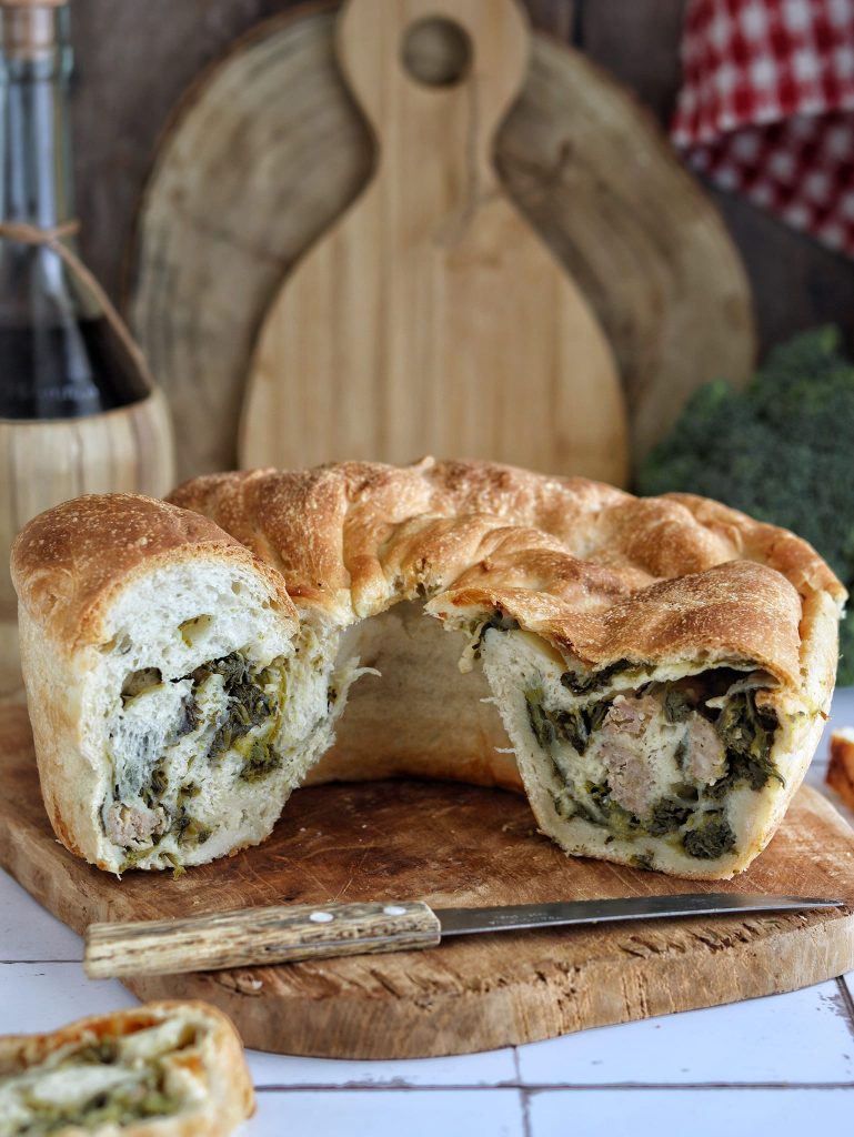 Tortano mit Wurst und Rübstiel