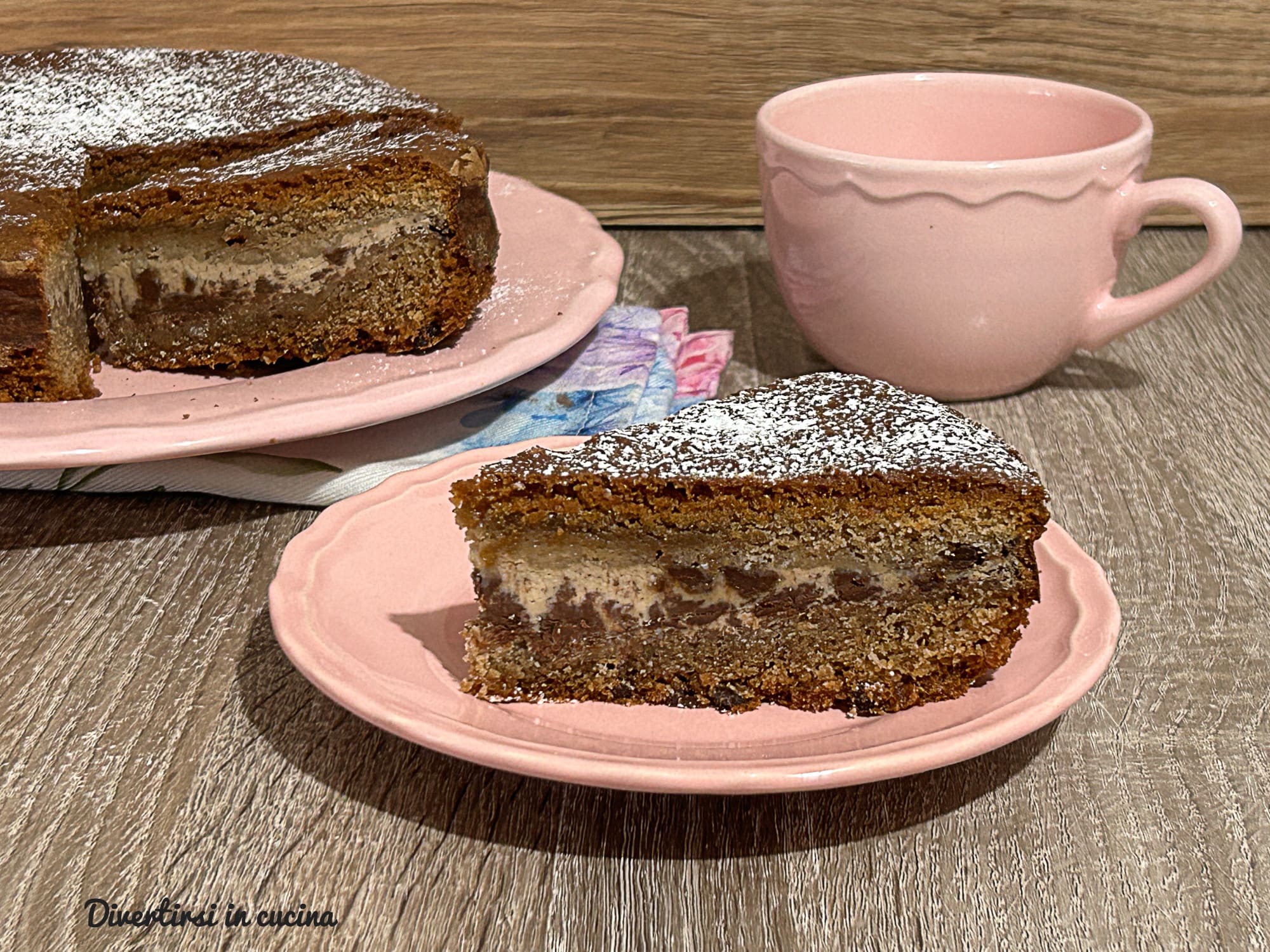 Übergossener Kuchen mit Kaffee und Schokolade ohne Gluten