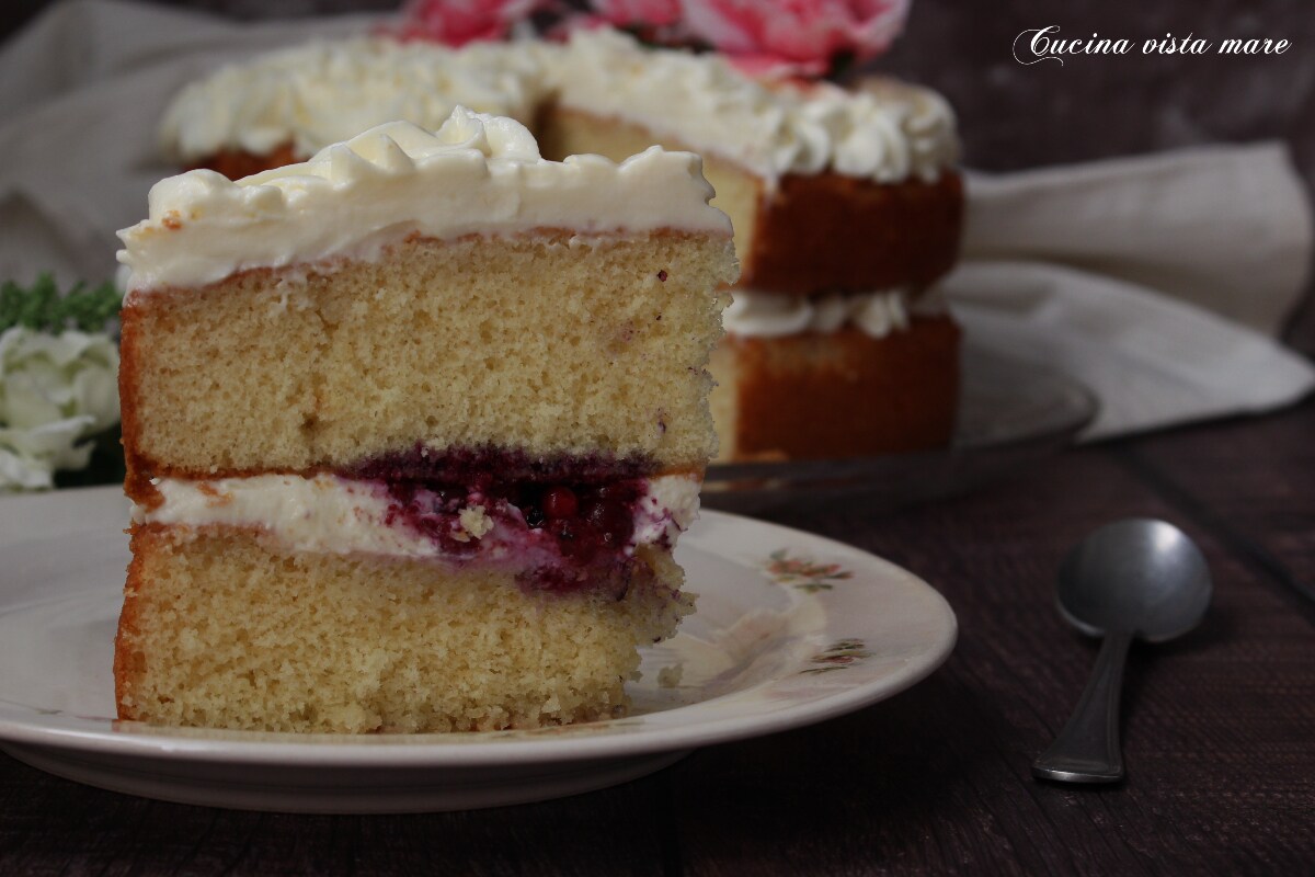 Vanille-Biskuitkuchen