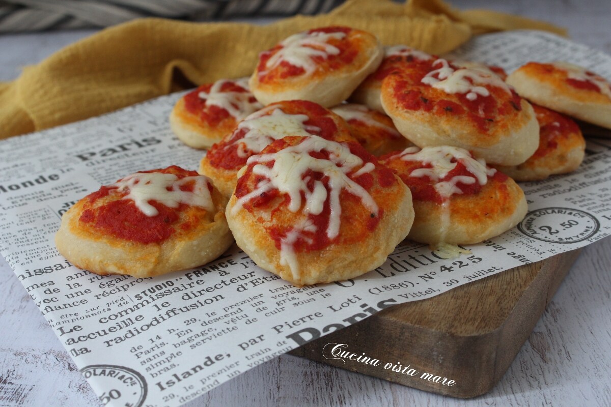 Weiche Buffet-Pizzettas