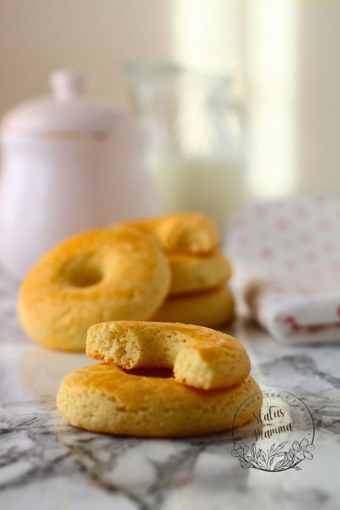 Weiche Sahneplätzchen: In Weniger als einer Stunde Fertig, perfekt für jede Gelegenheit: ein süßes Frühstück, ein Snack oder ein Dessert nach dem Essen