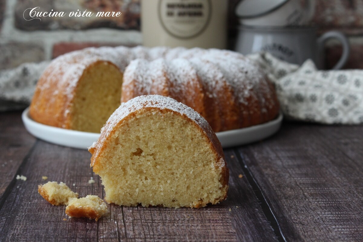 Weicher Ringkuchen mit Hafermilch
