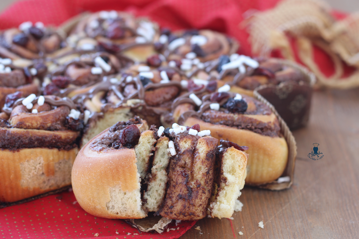 Weihnachtliche Rosenkuchen, Rezept mit und ohne Brotbackmaschine.
