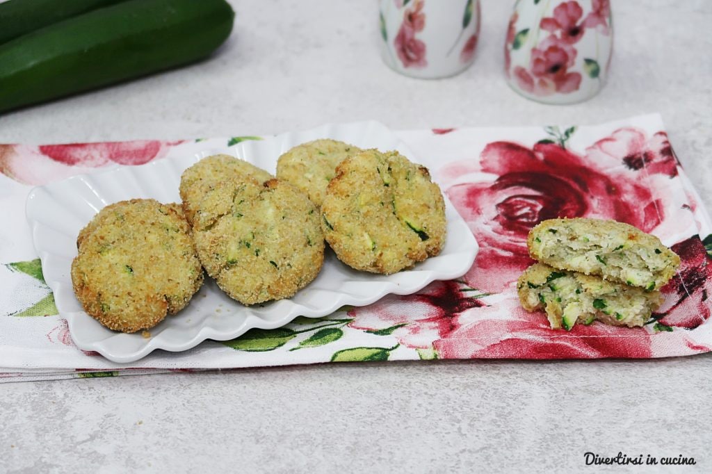 Zucchini-Ricotta-Kroketten