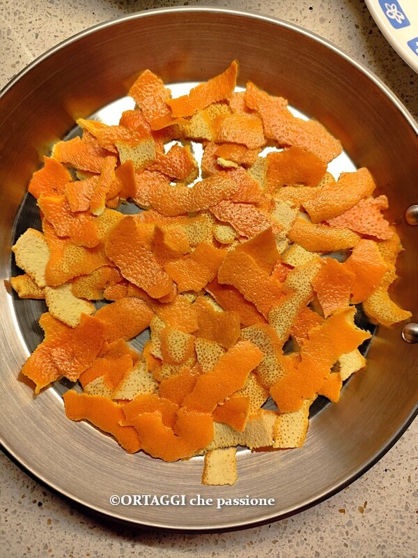 Schalen für Orangenpulver