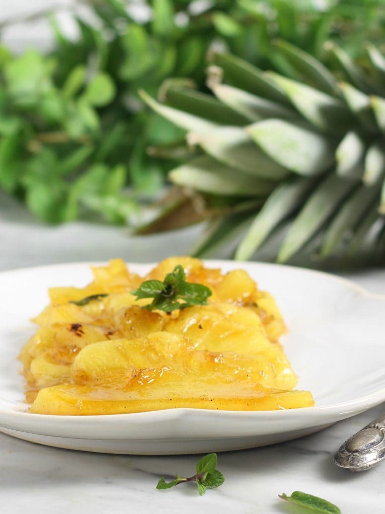 Karamellisierte Ananas mit Rum