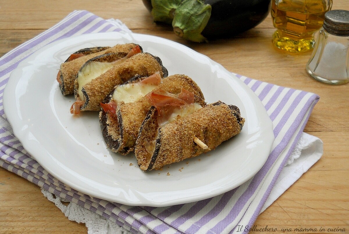 Auberginenröllchen mit Speck und Provola, ohne Eier