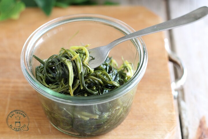 Agretti im Einmachglas gegart