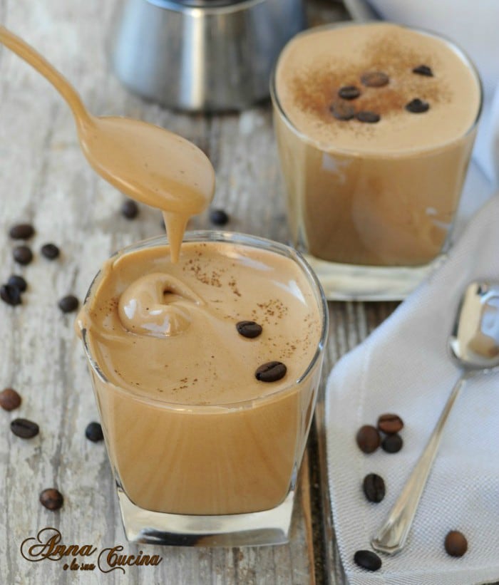 Leichte Kaffeecreme ohne Fett