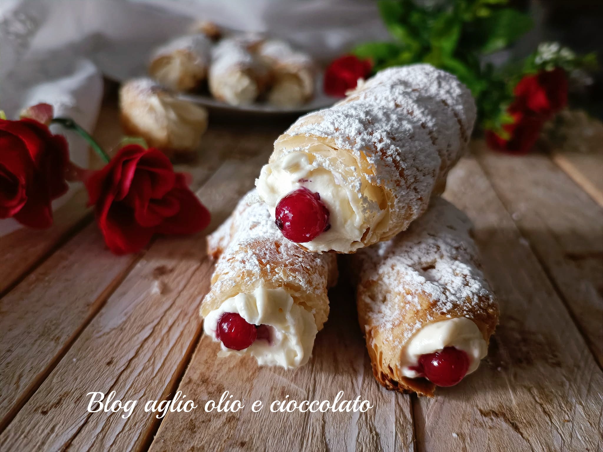 BLÄTTERTEIG-CANNOLI