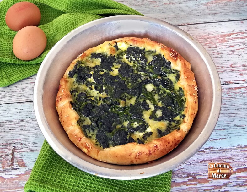 BLÄTTERTEIGTARTE MIT SPINAT UND MOZZARELLA