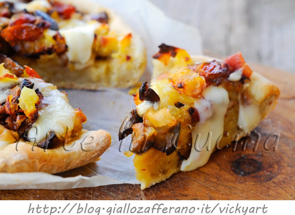 Bröselige Kartoffel- und Auberginen-Speck-Pfanne