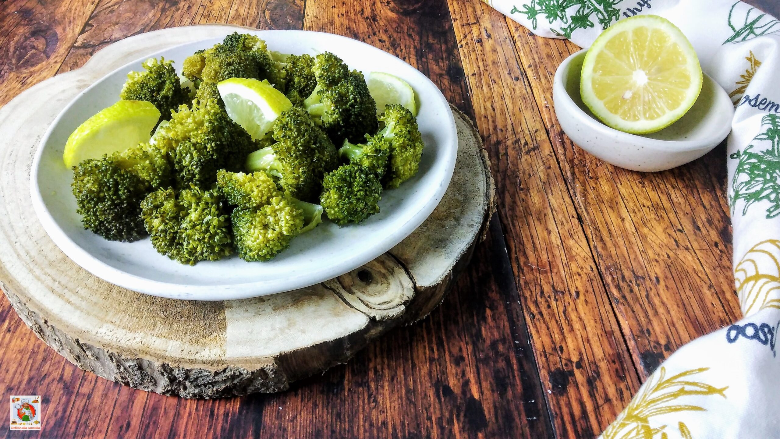Brokkoli-Salat mit Zitrone: die geschmackvolle und leichte Beilage mit Dämpfgaren