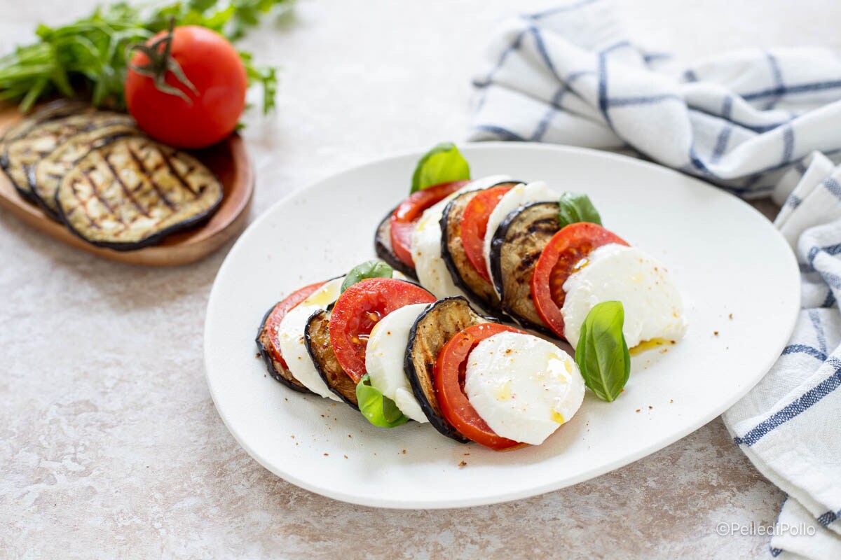 Caprese mit Auberginen