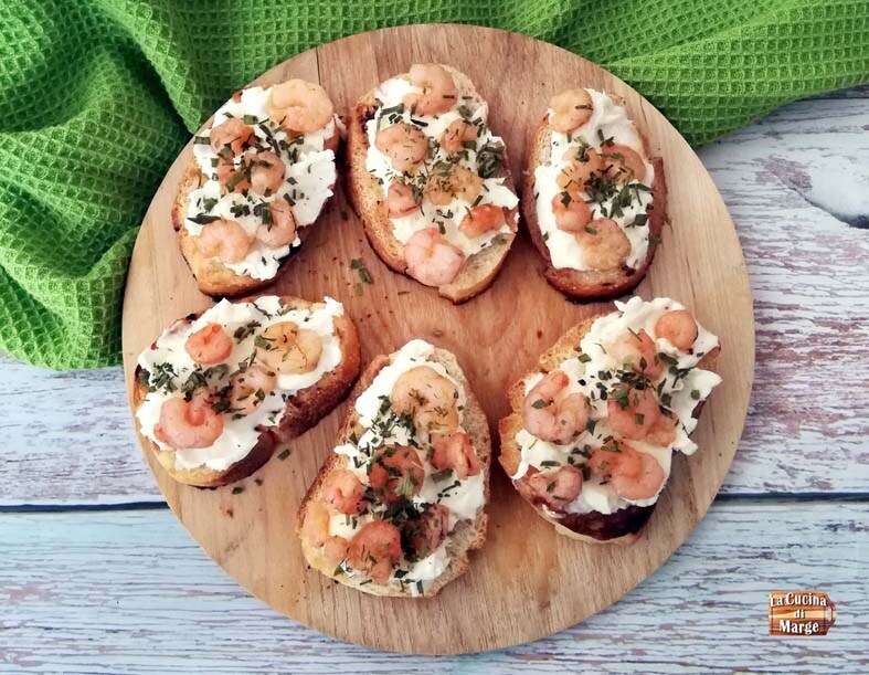 CROSTINI MIT GARNELEN