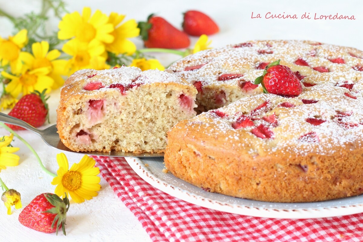 ERDBEER-BANANEN-KUCHEN der weichste und leckerste, den Sie je probiert haben