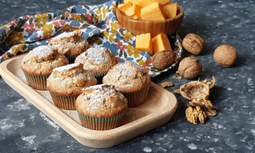 Kürbismuffins mit Walnüssen und Schokolade