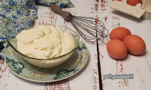 Mayonnaise mit Mixer
