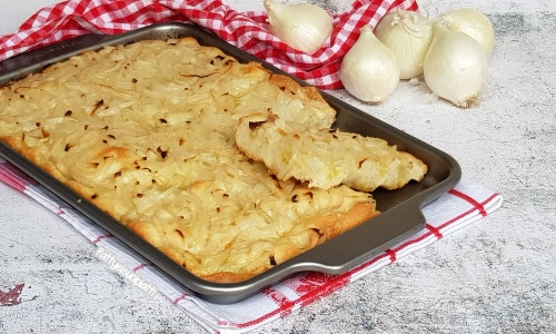 Focaccia mit Zwiebeln
