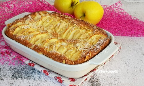 Apfel- und Mandeltorte