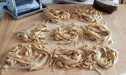 Tagliatelle aus Kastanienmehl