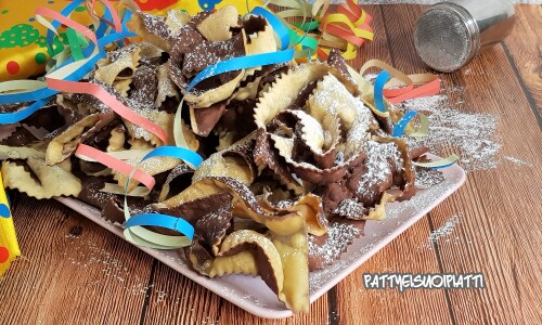 Zweifarbige Karnevalsfrappe