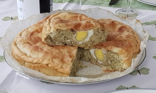 Osterkuchen mit Artischocken